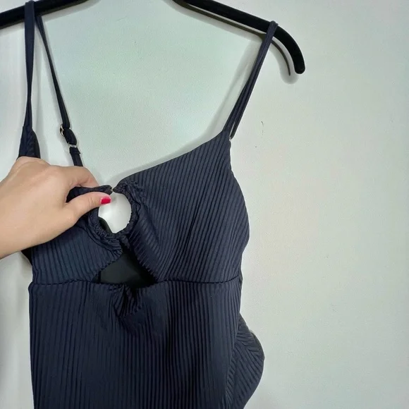 Vitamin A Bedette One Piece Swimsuit black missing size approx size Small - Picture 5 of 10